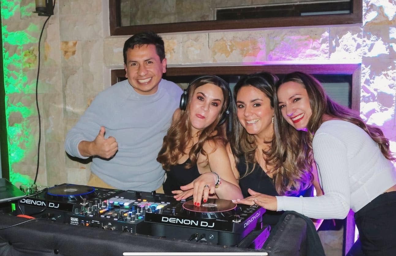Portafolio DJ y asistentes